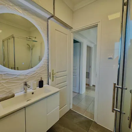 Villa Azur - Panoramic Escape Balatonalmádi